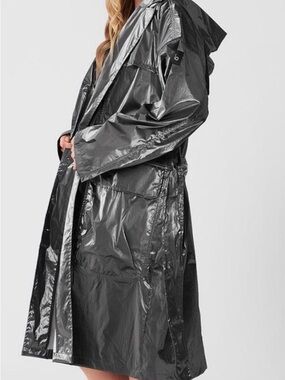 Alo Yoga Metallic trench coat